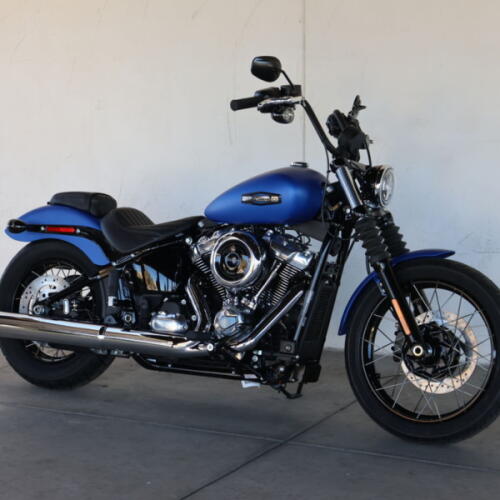2026 Harley-Davidson® FXBB Street Bob® S023761 thumb 1