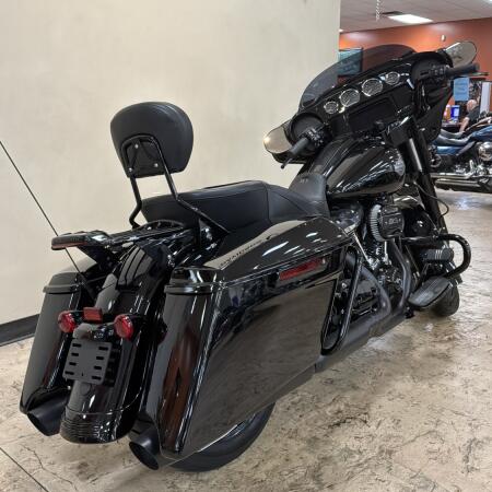 FLHXS 2022 Street Glide® Special thumb 1
