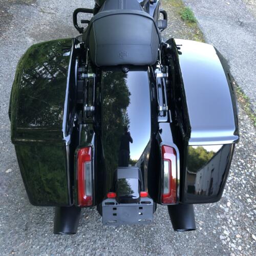 2024 Harley-Davidson® Road Glide™ Vivid Black - Black Finish thumb 1