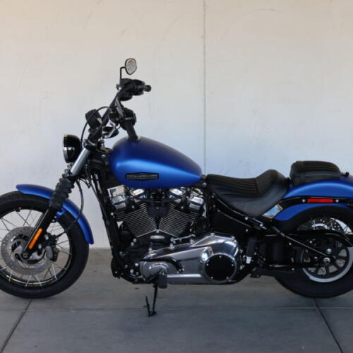 2026 Harley-Davidson® FXBB Street Bob® S023761 thumb 3