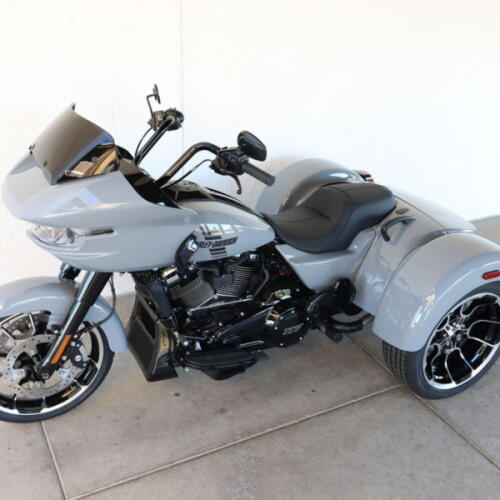 2026 Harley-Davidson® FLTRT Road Glide 3 S850733 thumb 1