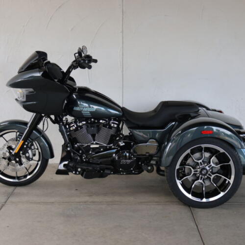 2026 Harley-Davidson® FLTRT Road Glide 3 S855437 thumb 2