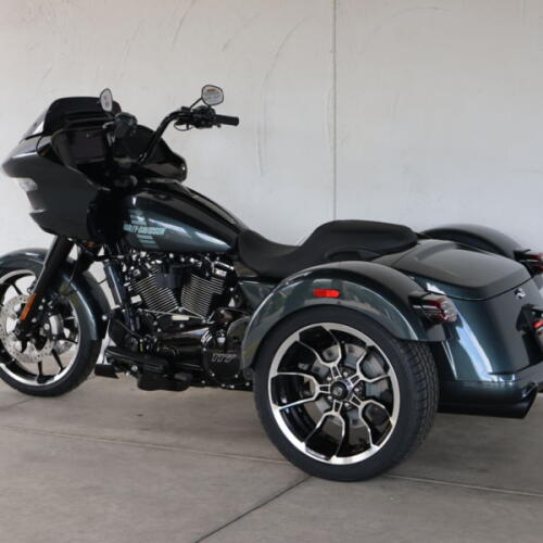2026 Harley-Davidson® FLTRT Road Glide 3 S855437 thumb 1