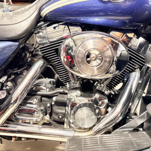 2003 FLHTCUI Harley-Davidson® Electra Glide® Ultra Classic® GUNMETAL thumb 3