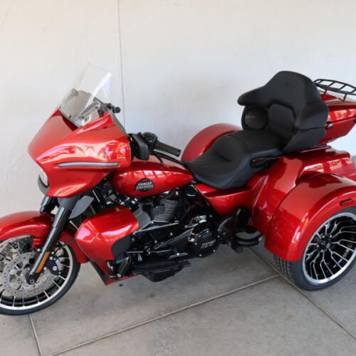2026 Harley-Davidson® FLHLT Street Glide 3 Limited S852091 thumb 1