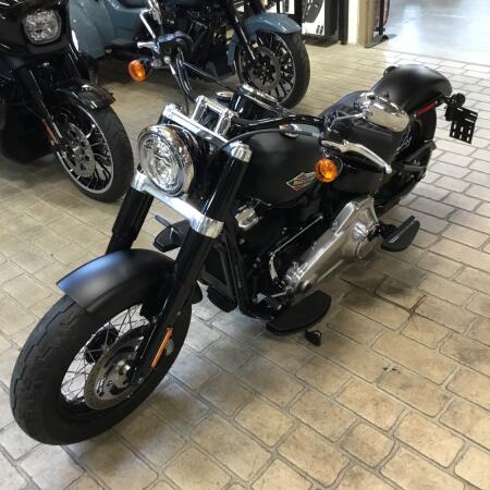 2020 Harley-Davidson® Softail Slim® Black Denim thumb 0