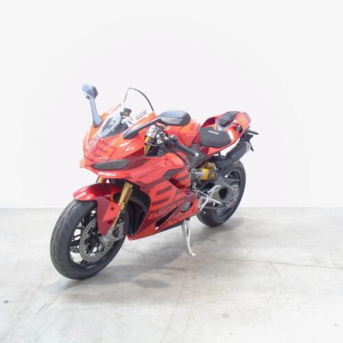  2026 Ducati Panigale V2 MM93 thumb 2