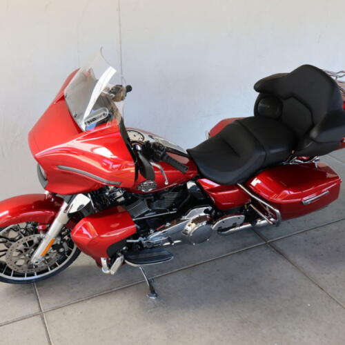 2026 Harley-Davidson® FLHXL Street Glide Limited S618136 thumb 0