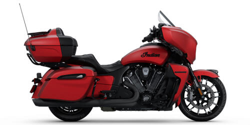Roadmaster® PowerPlus Dark Horse® with 112 and PowerBand Audio Package thumbnail