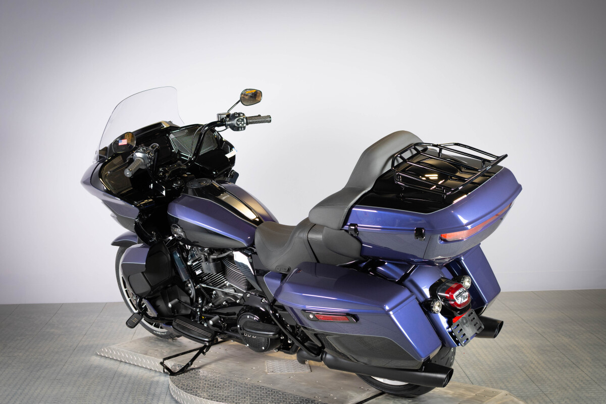 2026 Harley-Davidson® Road Glide Limited FLTRXL, photo 6