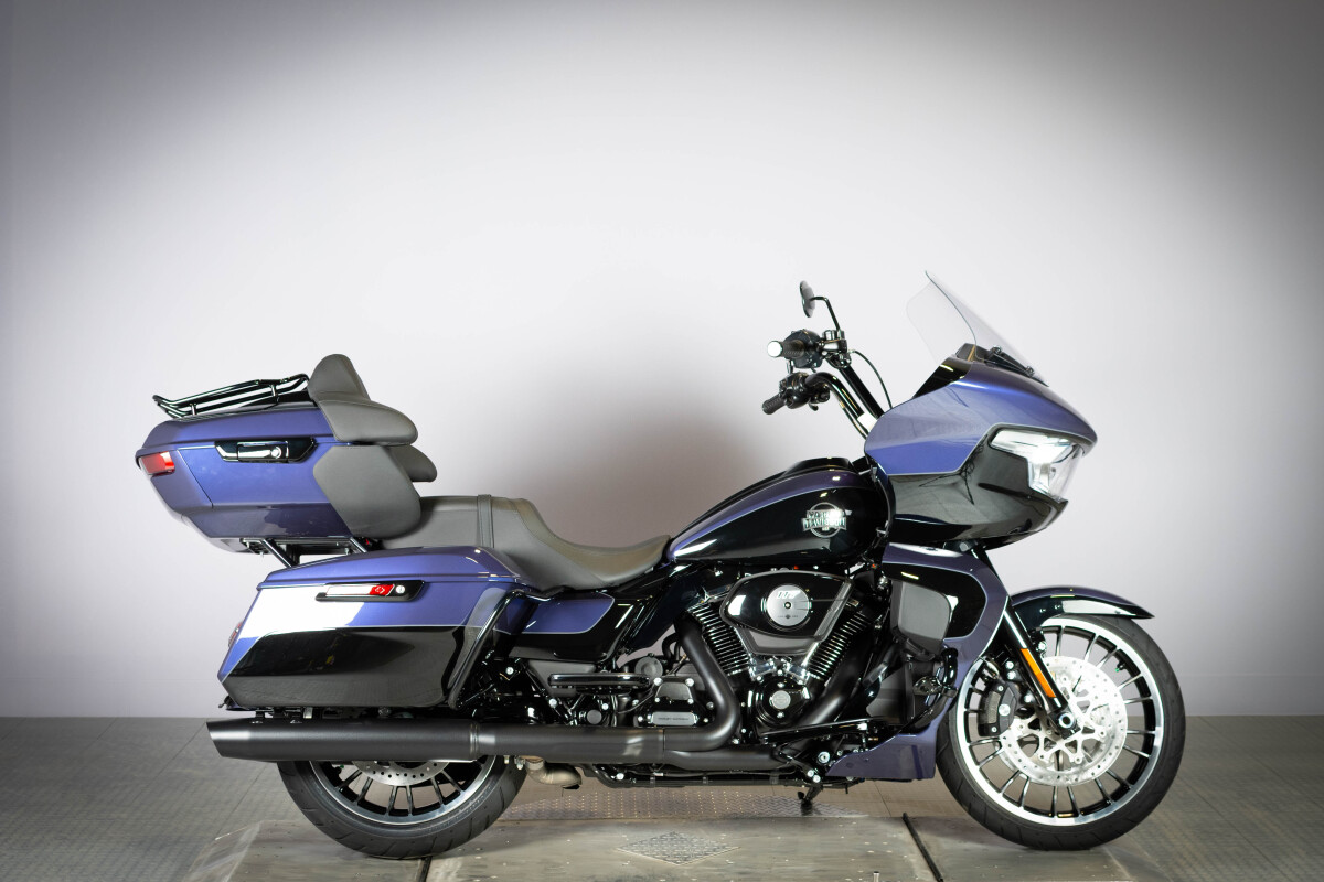 2026 Harley-Davidson® Road Glide Limited FLTRXL, photo 10