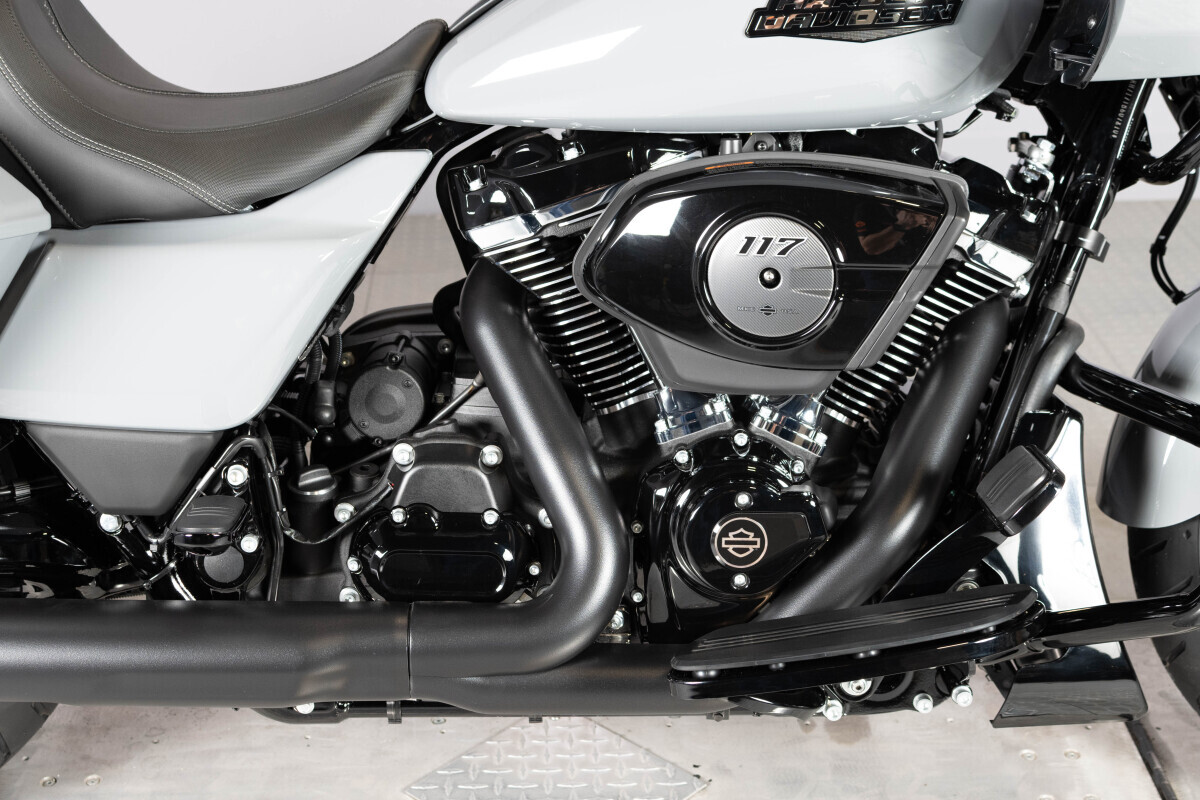 2026 Harley-Davidson® Road Glide™ FLTRX, photo 18