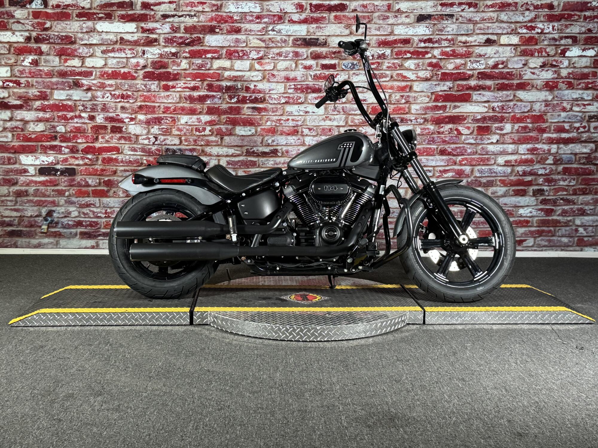 FXBBS 2022 Street Bob® 114
