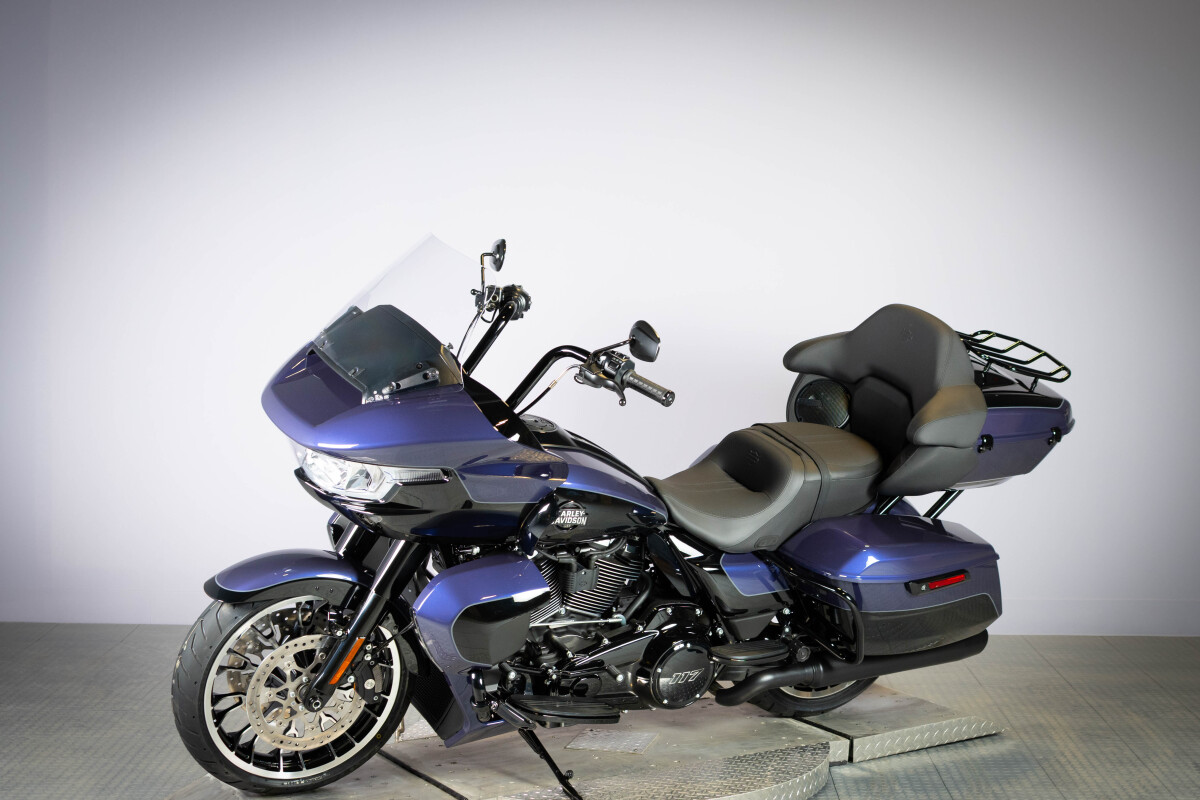 2026 Harley-Davidson® Road Glide Limited FLTRXL, photo 4