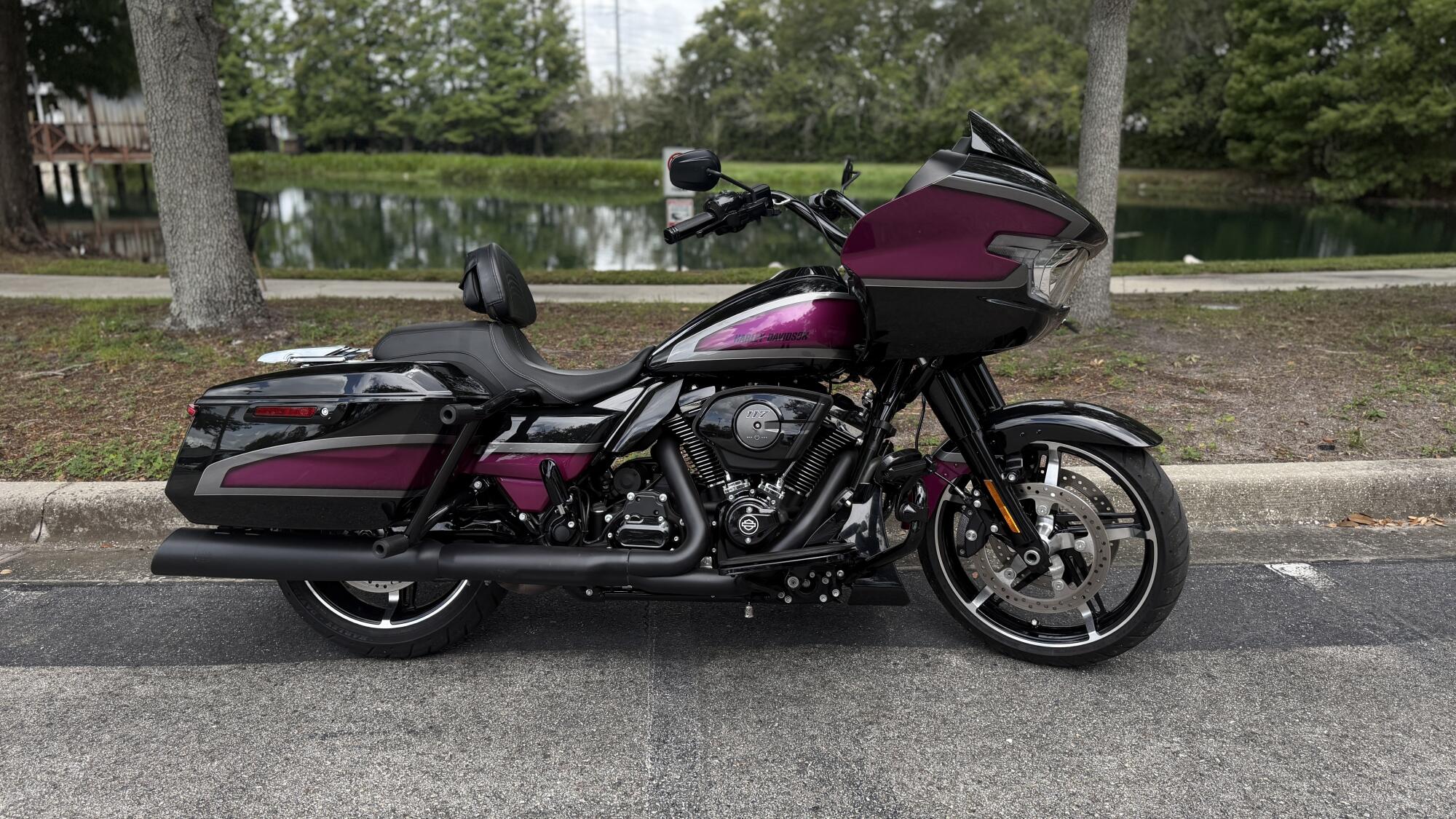 2024 Harley-Davidson® Road Glide® Vivid Black