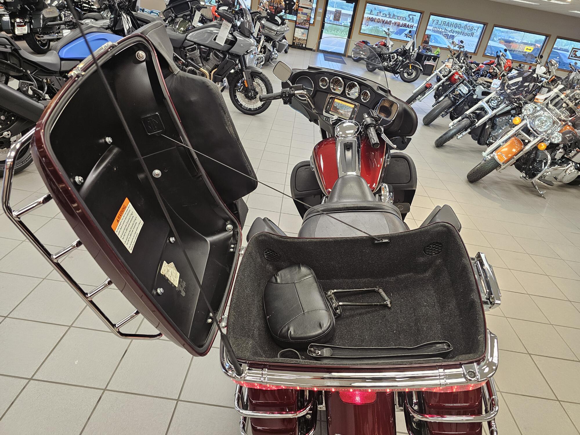 FLHTCU 2014 Electra Glide® Ultra Classic®, photo 25