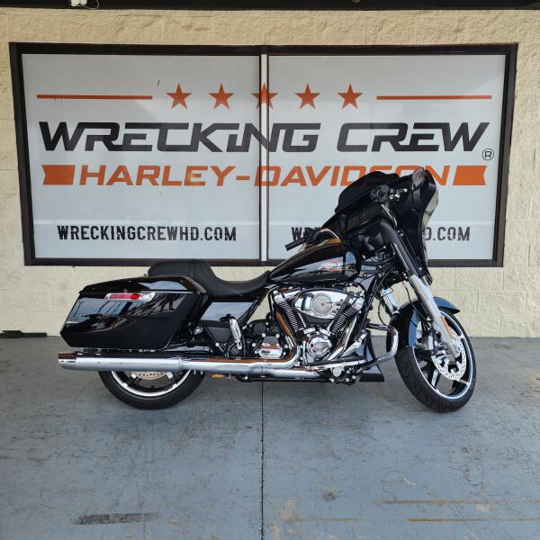 FLHX 2025 Street Glide™