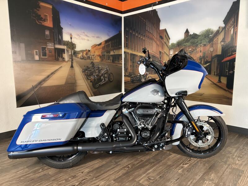 2023 Harley-Davidson® Road Glide® Special Bright Billiard Blue/Billiard Gray 