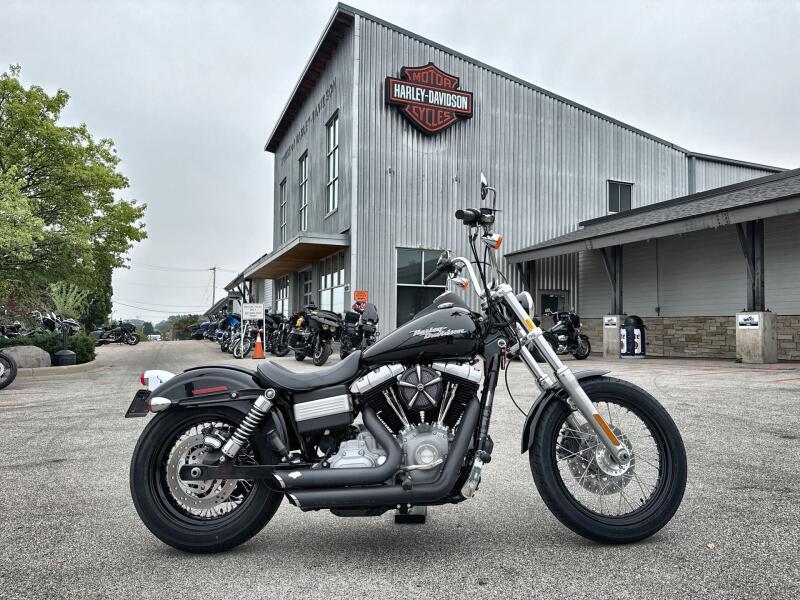 2009 Harley-Davidson® Street Bob® Black