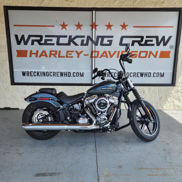 FXBB 2025 Street Bob™