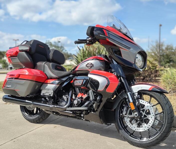 Harley-Davidson® CVO Street Glide Limited 2026