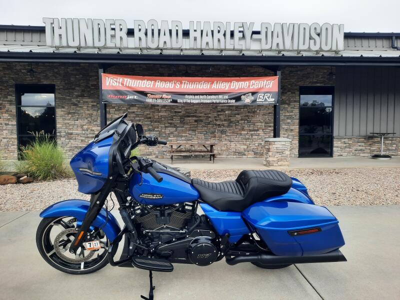 2024 Harley-Davidson® Street Glide® Blue Burst - Black Finish