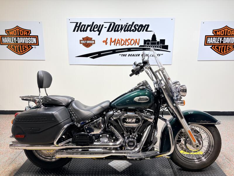 2024 FLHCS Harley-Davidson® Heritage Classic Alpine Green