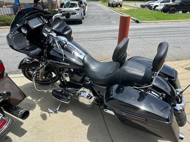 2015 Harley-Davidson® Road Glide® Special Vivid Black