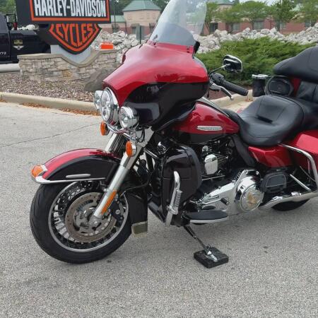 2013 Harley-Davidson® Electra Glide® Ultra Limited Two-Tone Ember Red Sunglo/Merlot Sunglo thumb 1