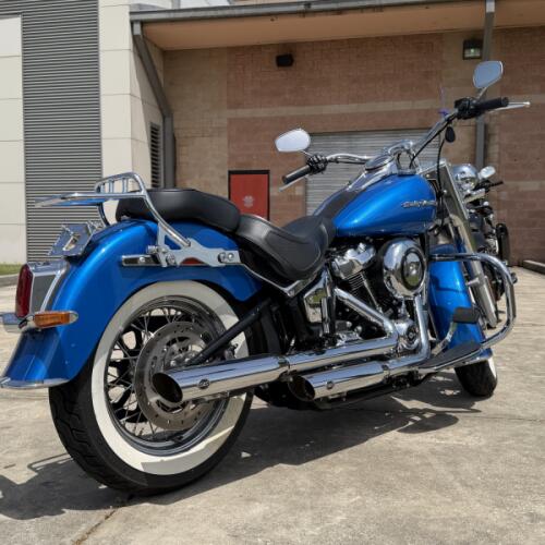Harley-Davidson® Deluxe 2018 thumb 2