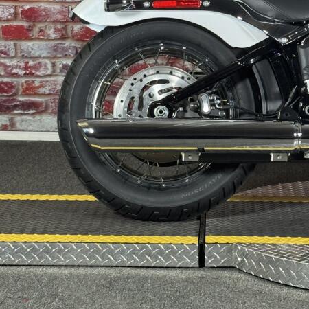 FXD 2026 Super Glide® thumb 0