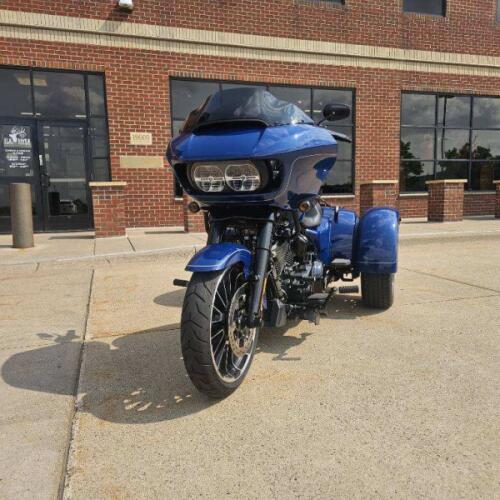 2023 Harley-Davidson® Road Glide® 3 BRT BILIARD BLU thumb 0