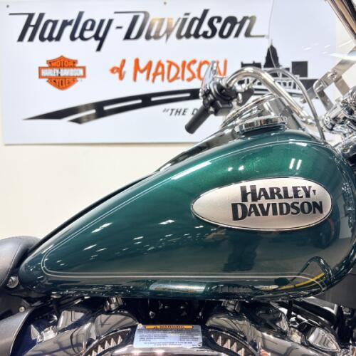 2024 FLHCS Harley-Davidson® Heritage Classic Alpine Green thumb 2
