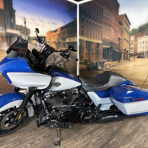 2023 Harley-Davidson® Road Glide® Special Bright Billiard Blue/Billiard Gray  thumb 3