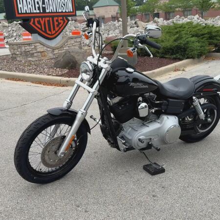 2009 Harley-Davidson® Street Bob® Black thumb 1