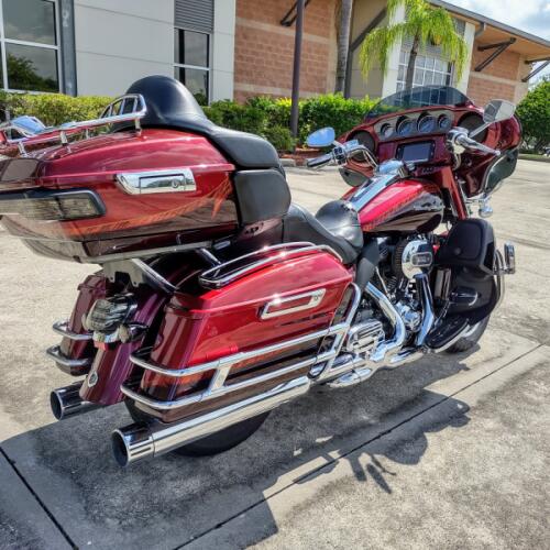 Harley-Davidson® CVO™ Electra Glide Ultra Limited® 2014 thumb 1