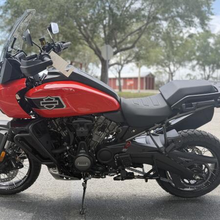 2026 Harley-Davidson® Pan America® 1250 Special Blood Orange Black Cast Wheels thumb 0