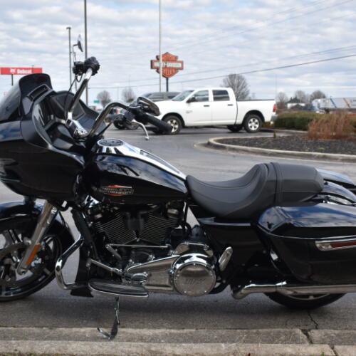 FLTRX 2026 Road Glide® thumb 0