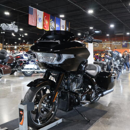 FLTRX 2025 Road Glide™ thumb 1