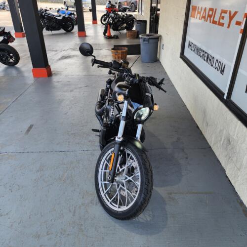 RH975S 2026 Nightster Special® thumb 3