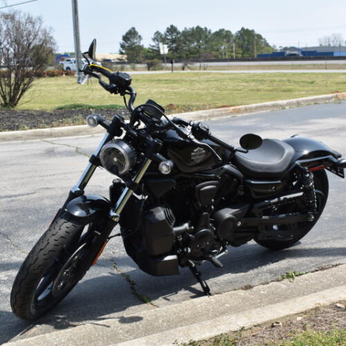 RH975 2026 Nightster® thumb 1