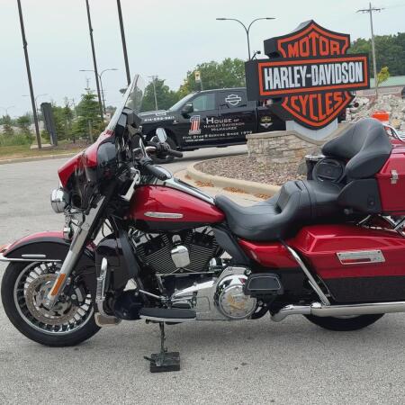 2013 Harley-Davidson® Electra Glide® Ultra Limited Two-Tone Ember Red Sunglo/Merlot Sunglo thumb 0