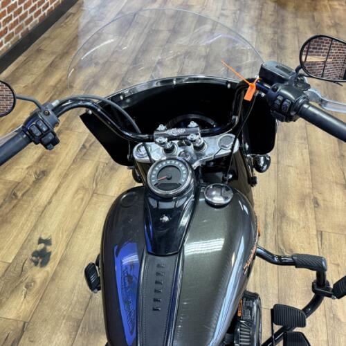 Harley-Davidson® Heritage Classic 114 2019 thumb 0