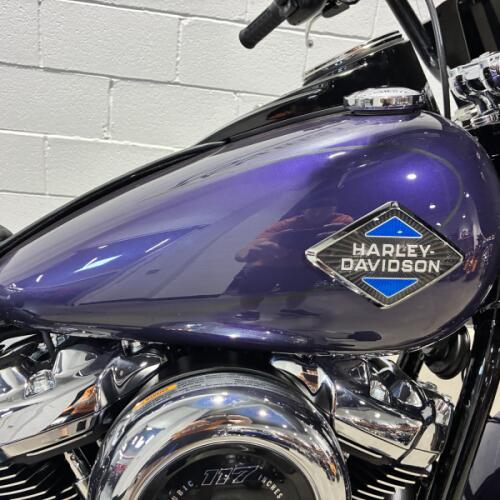 2026 Harley-Davidson® Heritage Classic Purple Abyss FLHC thumb 3