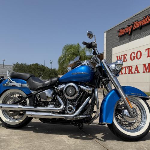 Harley-Davidson® Deluxe 2018 thumb 3