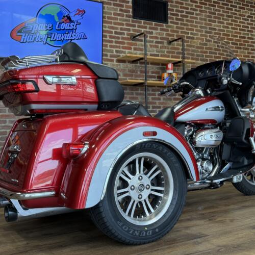 Harley-Davidson® Tri Glide® Ultra 2019 thumb 3