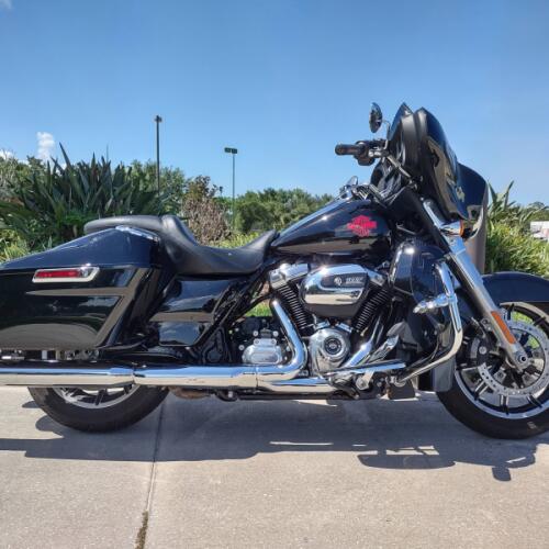 Harley-Davidson® Electra Glide® Standard 2021 thumb 3
