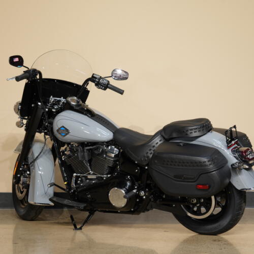 Harley-Davidson® Heritage Classic® 2026 thumb 0
