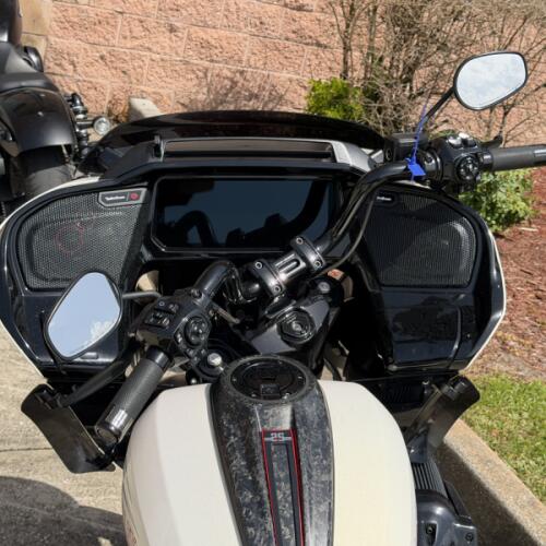 Harley-Davidson® CVO™ Road Glide® ST 2024 thumb 0