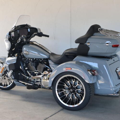 2026 Harley-Davidson® FLHLT Street Glide 3 Limited N858143 thumb 2